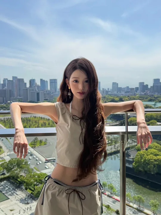 Jang Wonyoung · Archive frame